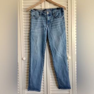American Eagle Straight Jeans